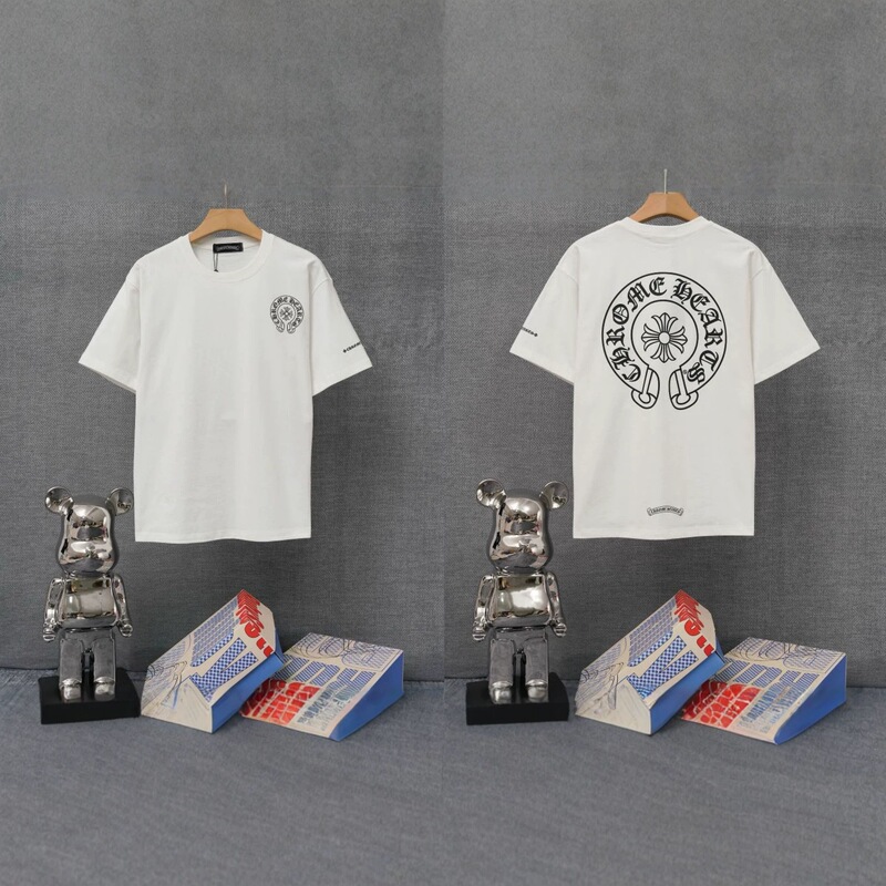 Ch Cross-Border Kurovan Sanskrit Letter Print Short-Sleeved T-Shirt Black and White Collection