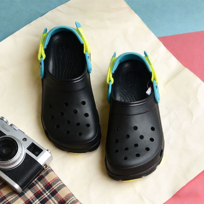 2026 Summer Cross Beach Shoes Classic Crocs Men's Outdoor Water Shoes Casual Sandals