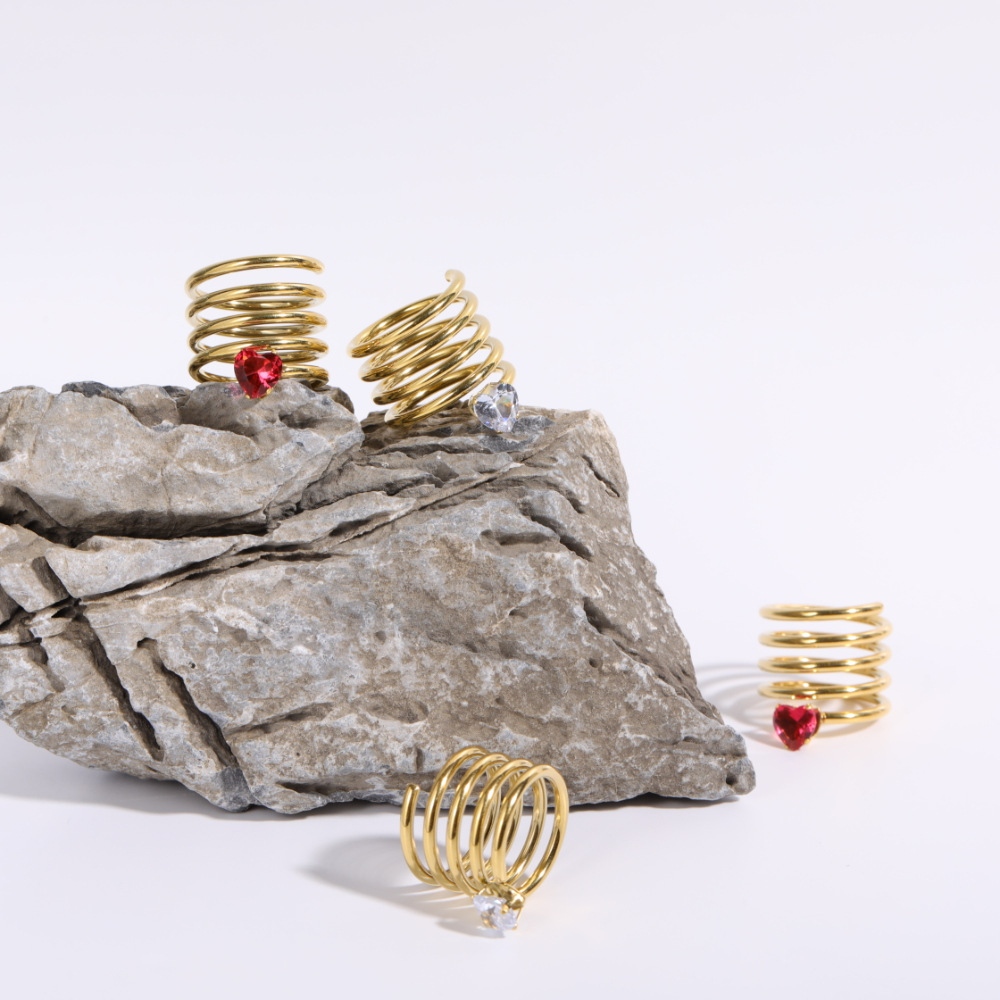 Simple Style Heart The Answer Stainless Steel Zircon Rings Gold Plated Stainless Steel Rings