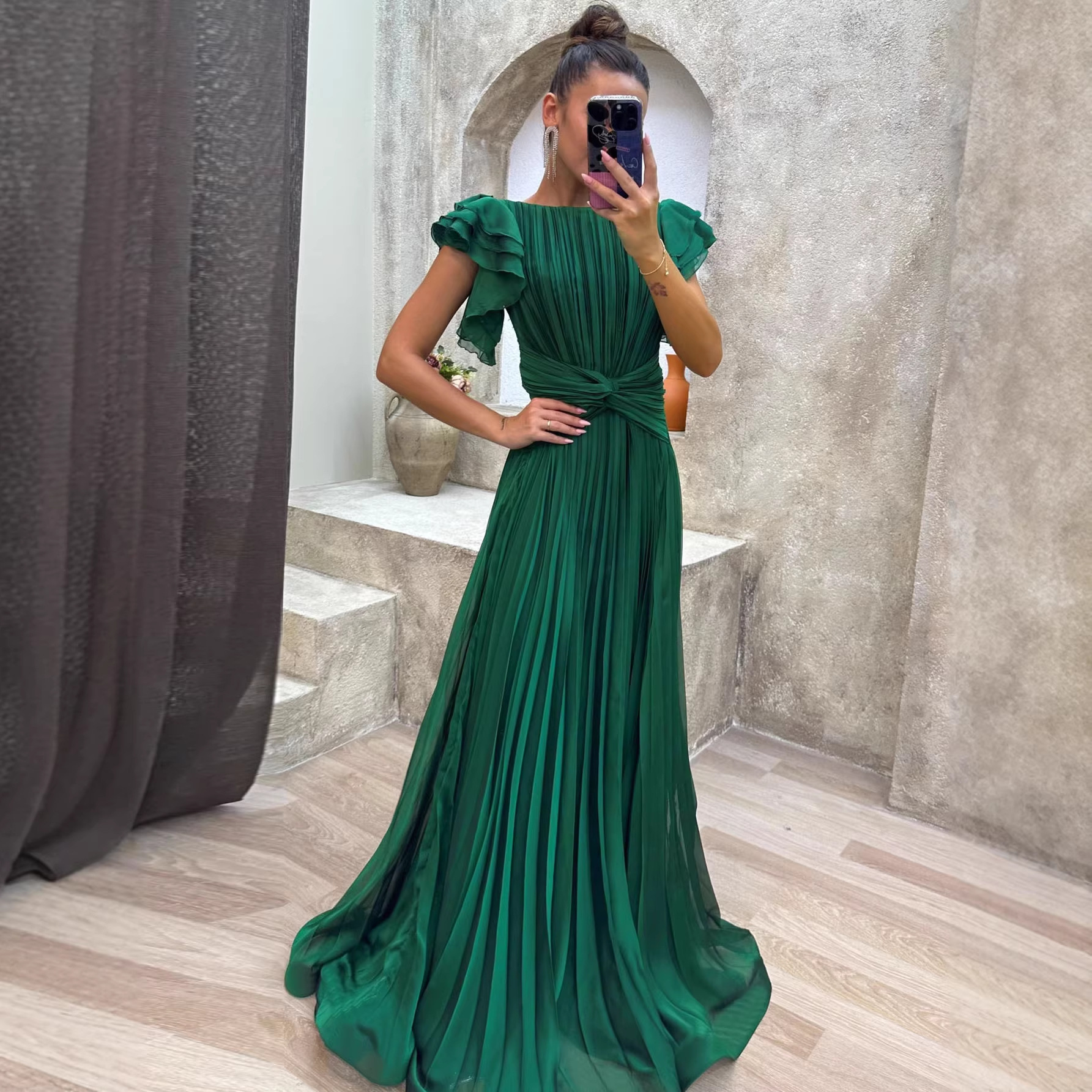 661W New European And American Fashion Women's Mid-Waist Slimming Long Pleated Dress, Large Hem Gown_ecoleips.com