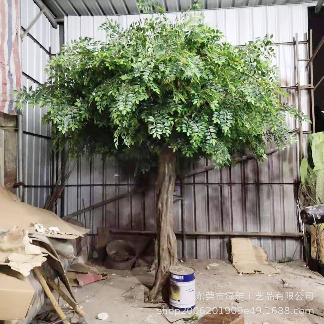 工厂定制仿真槐树仿真假树酒店餐饮装饰假树旅游景点公园绿化树