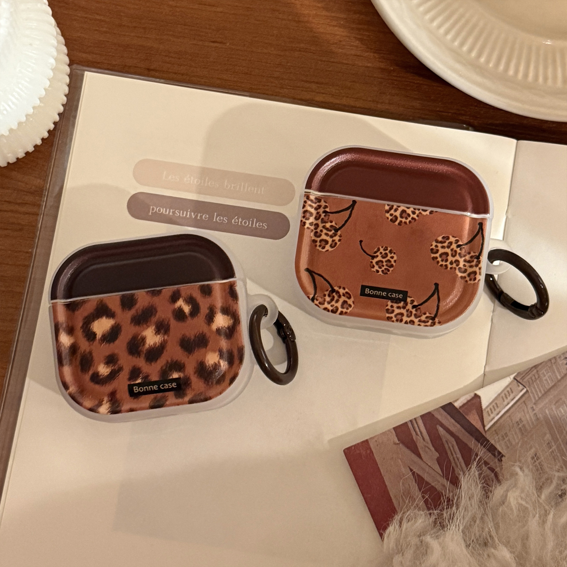 Brown Leopard Cherry AirPods auriculares cubierta pro3 cubierta 4 generación Bluetooth inalámbrico 1 retro 2 anillo colgante