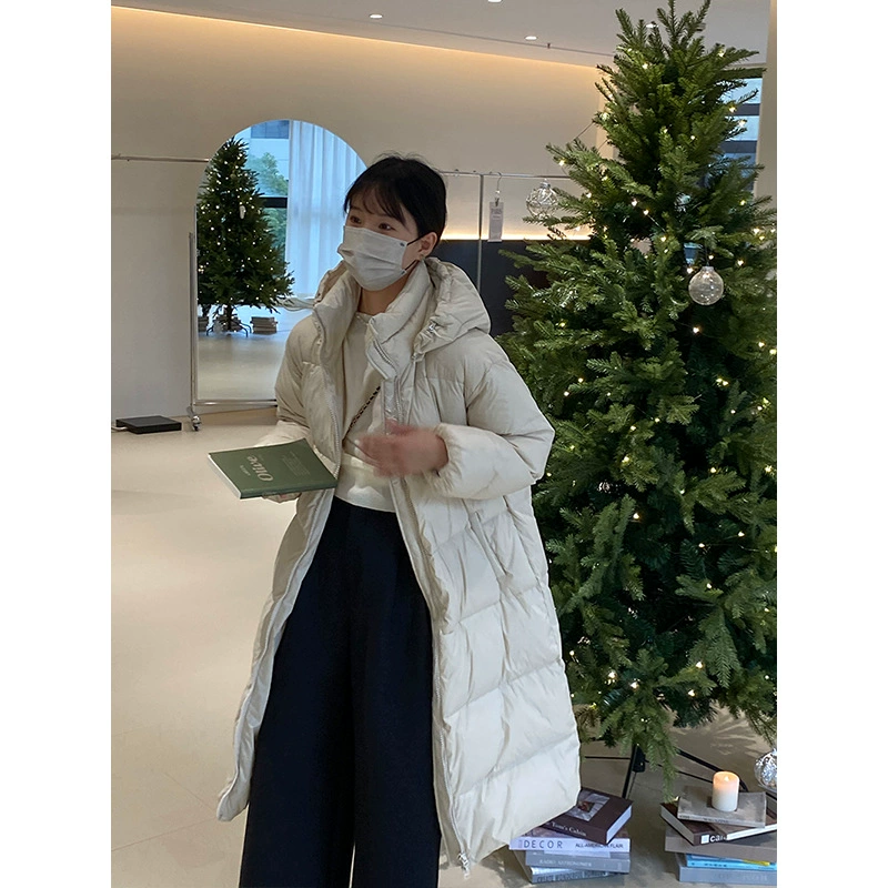 Основная продукция компании Jiangzuo ~ Длинный утепленный пуховик с капюшоном для женщин, 90% белый утиный пух, модель 1020 в корейском стиле, комфорт без давления.