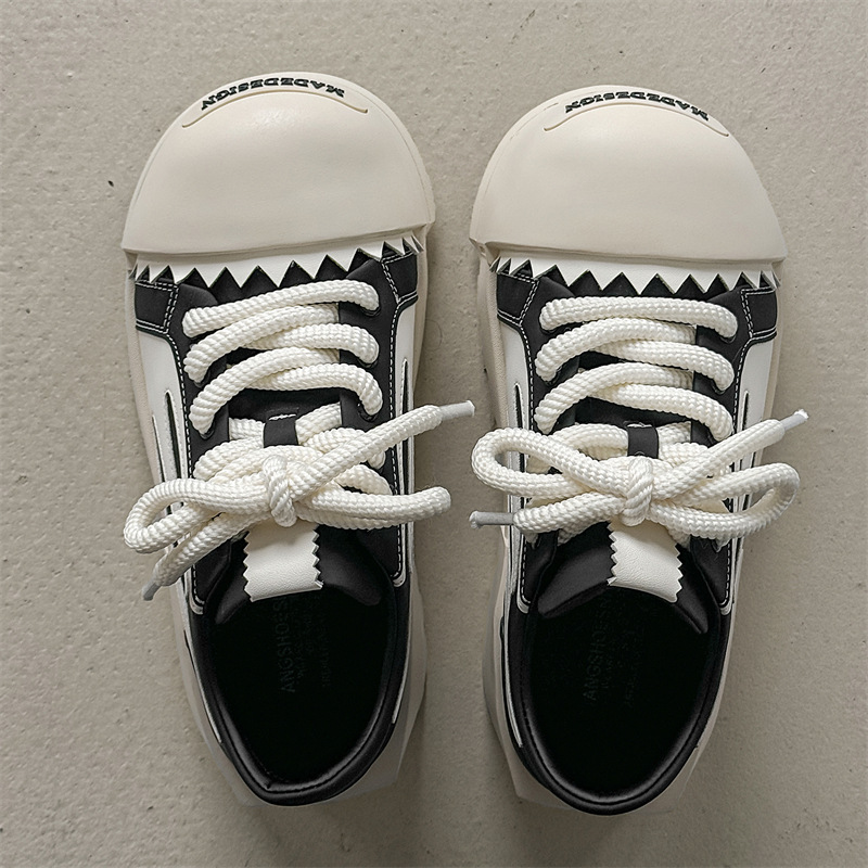 アメリカ式の大きい頭のパンの靴の男性の小さい大衆の高い街のカップルの金のカジュアルな板の靴の厚い底は高くなって口を開けて卵の殻の靴を笑います。