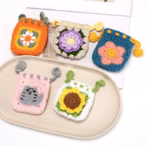 Hand-woven Finished Bag Coin Purse Key Bag Sunflower Chrysanthemum Small Bag Jewelry Small Gift Gift