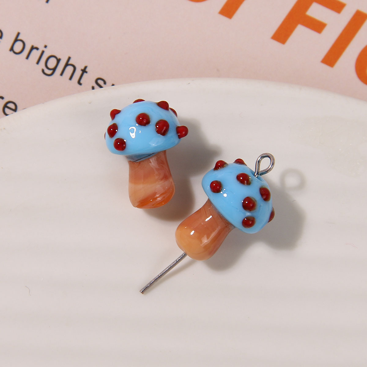 3g Weight Beads Jewelry Making Type 16*12mm Jewelry Making Size DIY Jewelry Accessories Classification 1 Piece Quantity glass Material Mushroom Pattern Polishing Design Casual, Sweet, Simple Style Style 1 Piece 16*12mm Glass Mushroom Beads 18