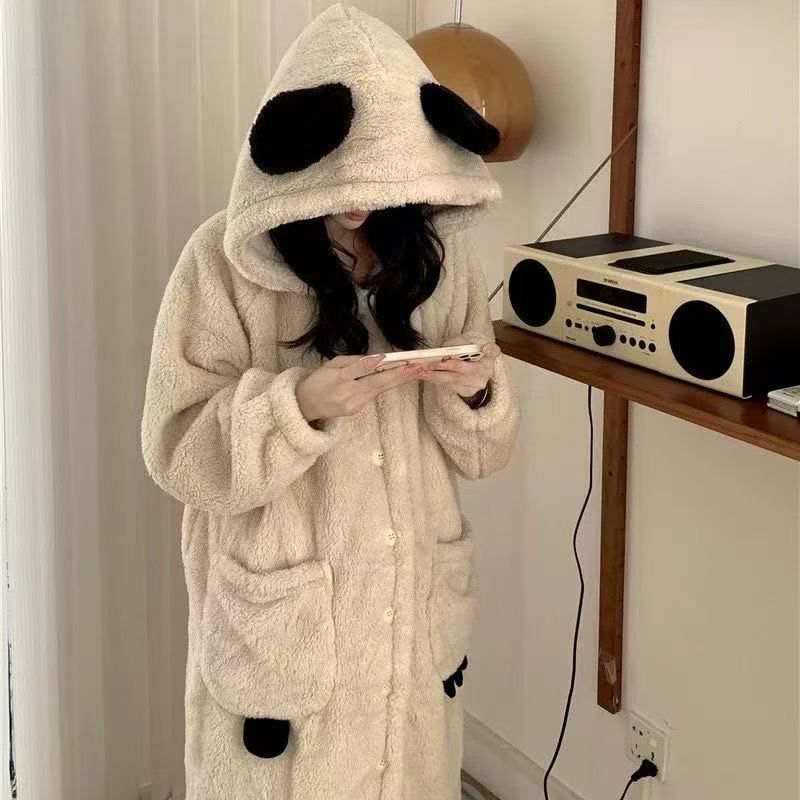 Coral fleece bathrobe for women, cute and trendy, with a hood, thickened for winter, long pants, casual loungewear set for young women Coral fleece bathrobe for women, cute and trendy, with a hood, thickened for winter, long pants, casual loungewear set for young women