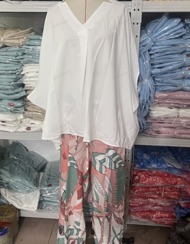 V-neck batwing sleeve fashion set - Image 5