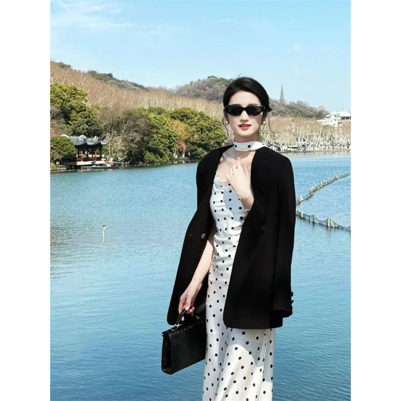 루즈한 수트 재킷+스윙 칼라 서스펜더 스커트 투피스 세트