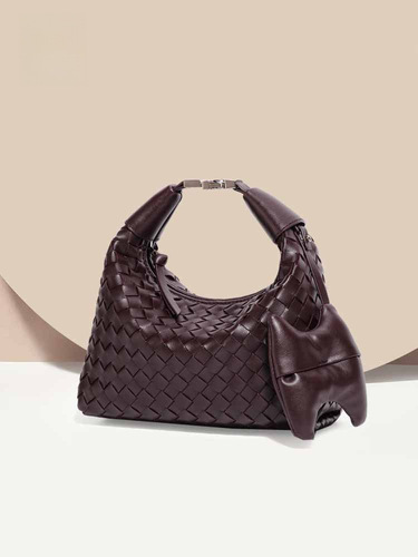 Baggy 2024 New Hand-woven Cross-border Hand-held Lunch Box Bag with Texture Trendy Leisure Single Shoulder Crossbody Bag