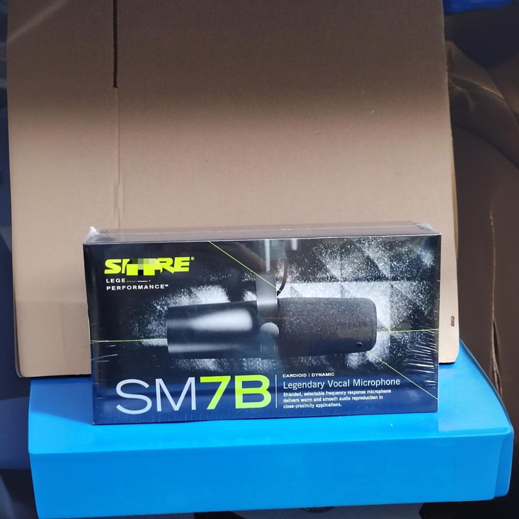 Микрофон SM7B старая упаковка
