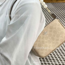 �ܼ��¿�Nolita  19�����־����Ҹ�°��ϻ��μ�б�������錢Ů��