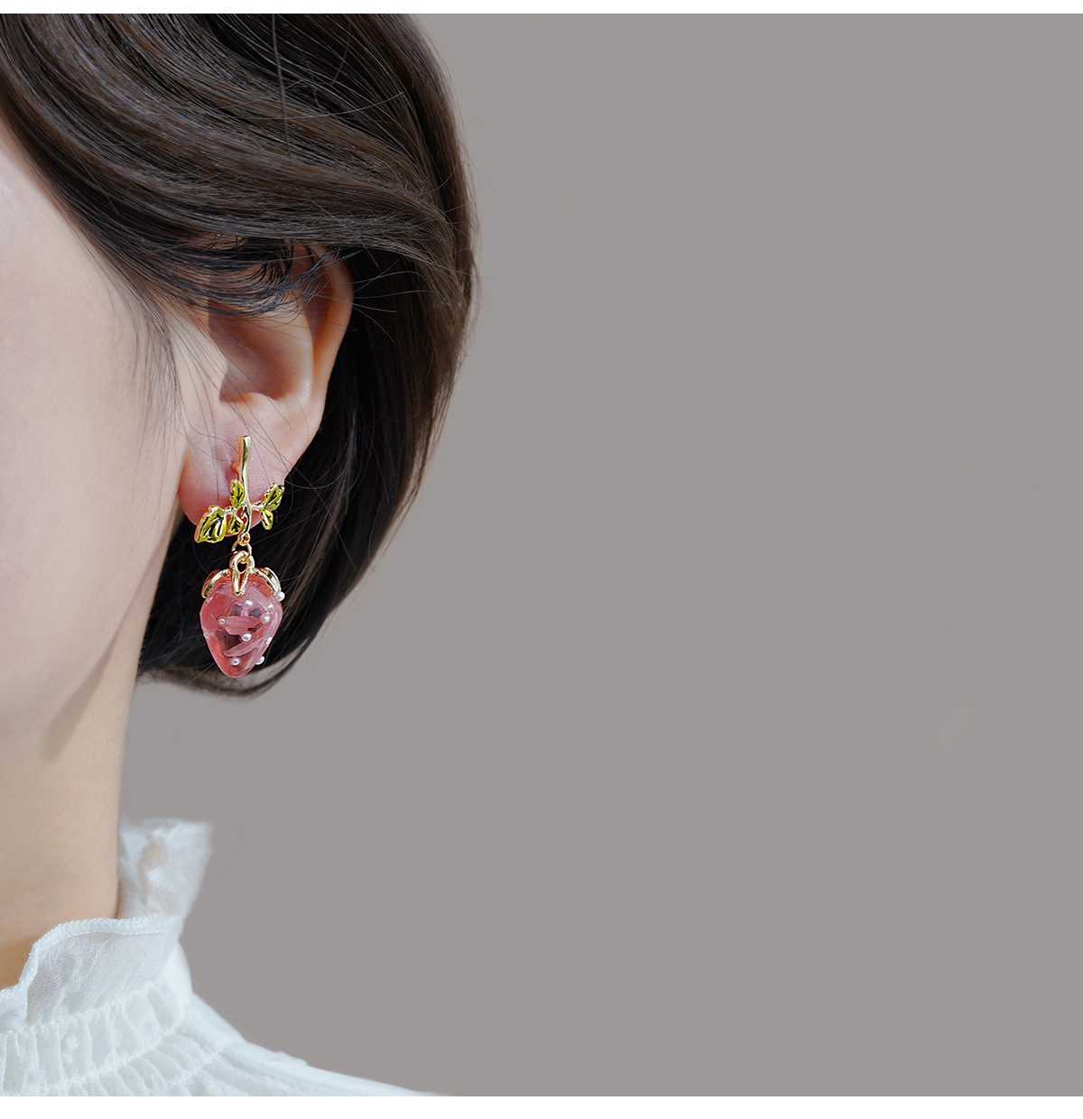 10g Weight Alloy Ear Needle Material Drop Earrings Classification 1 Pair Quantity Daily, Date Occasion Acrylic Material Strawberry Pattern Women's Gender Sweet Style 1 Pair Sweet Strawberry Arylic Drop Earrings 3
