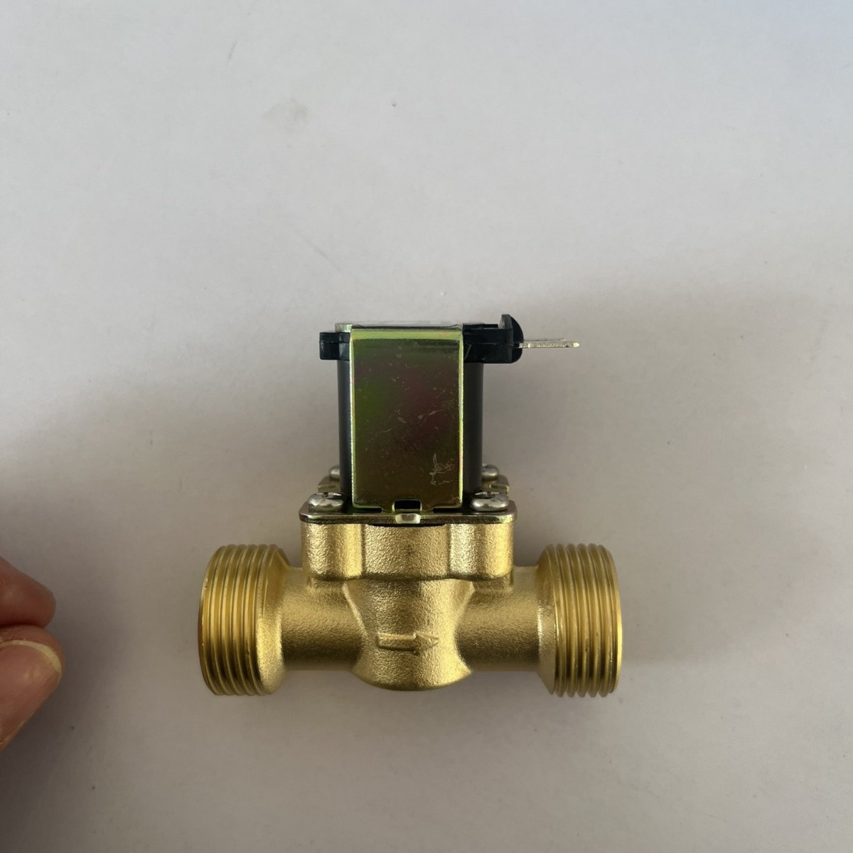 DC, copper high quality electromagnetic valve with accessories, 12v, 24v, 220v