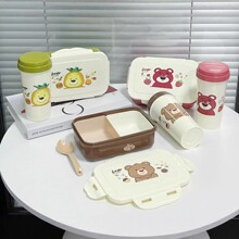 �ɰ���ͨ�㵱�ж��ָ��ɫ��ͯ��Я˫����ͷ�������ˮ���;���װ