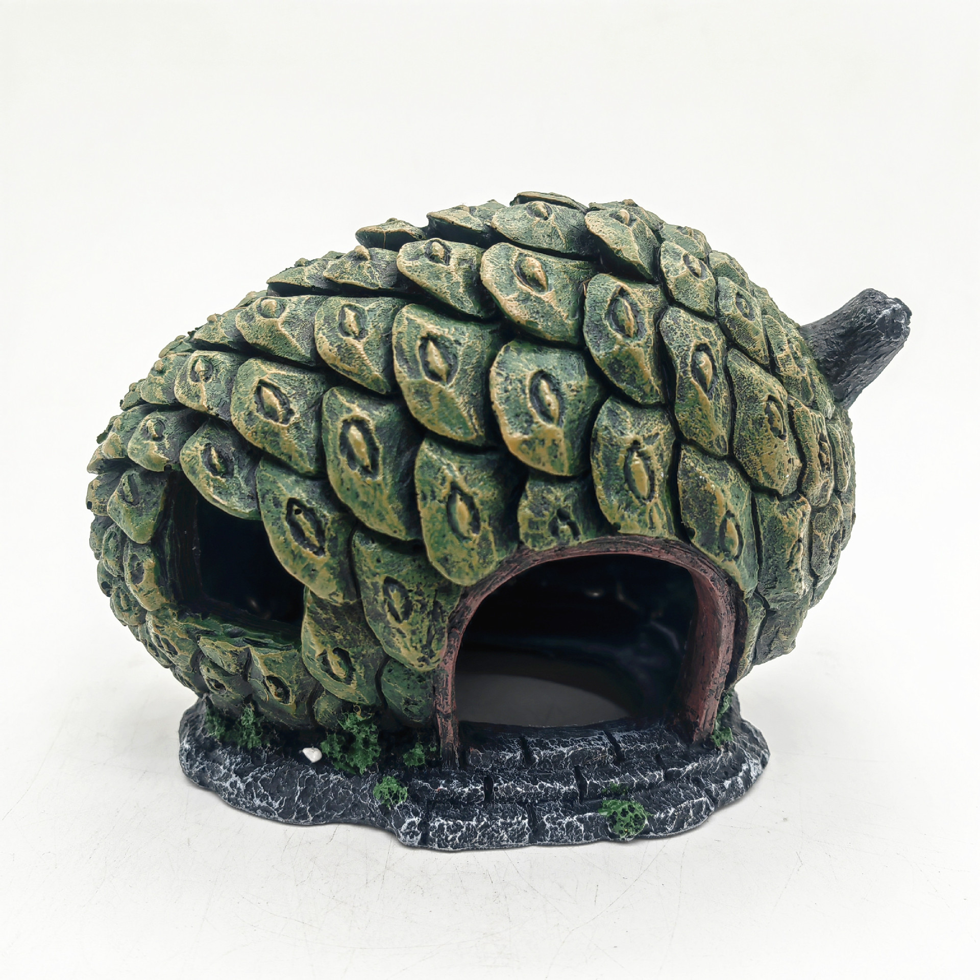 Lindo mundo de cuento de hadas estilo cangrejo ermitaño refugio casa caja de alimentación decoración paisajismo resina protección del medio ambiente dibujos animados anime castaña