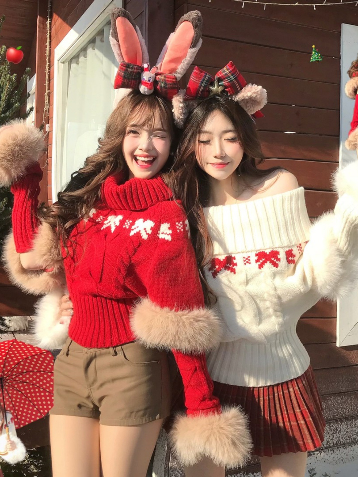 Christmas red colored knitted demi-season sweater