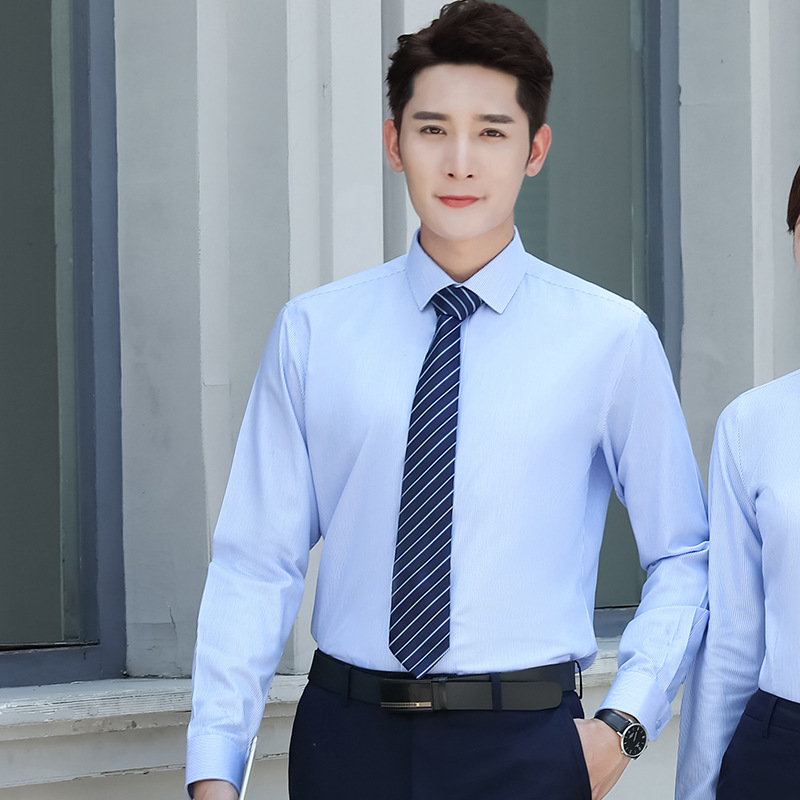Camisa de lujo ligera de alto nivel de hombre de verano de algodón banco de cuello blanco vestido formal profesional camisa a rayas de manga larga personalizada