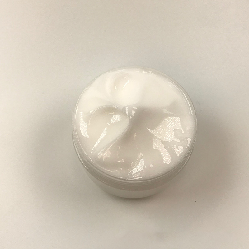 化粧品卸売りニコチン酸アミド発光体乳補水保湿潤い白亮全身用1000g