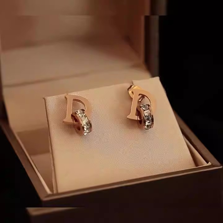 Simple Titanium Steel Color-free Short Necklace Women's Korean Style Elegant Rose Golden Double Ring D Letter Pendant Clavicle Chain