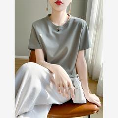 ハイエンドのシルクの綿を閉じて、ゆったりとしていて、やせています。丸首半袖の女性tシャツです。