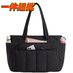 Fashionable Amazon Trend Tote Bag Women's Lightweight Quilted Handbag Casual Sports Multifunctional Shoulder Bag