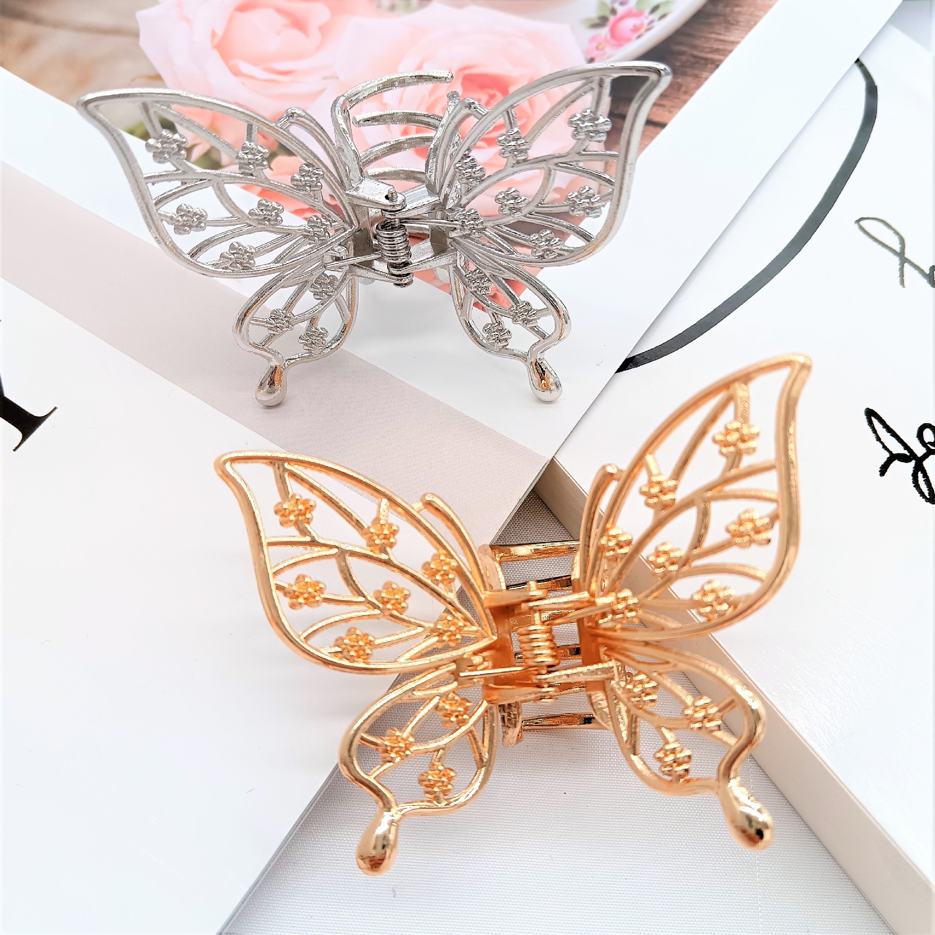55g Weight Hair Claws Hair Accessories Type 1 Piece Quantity Holiday, Daily Occasion Alloy Material Solid Color Pattern Women's Gender Plating Design Simple Style, Classic Style Style Women's Simple Style Classic Style Solid Color Alloy Plating Hair Claws 3
