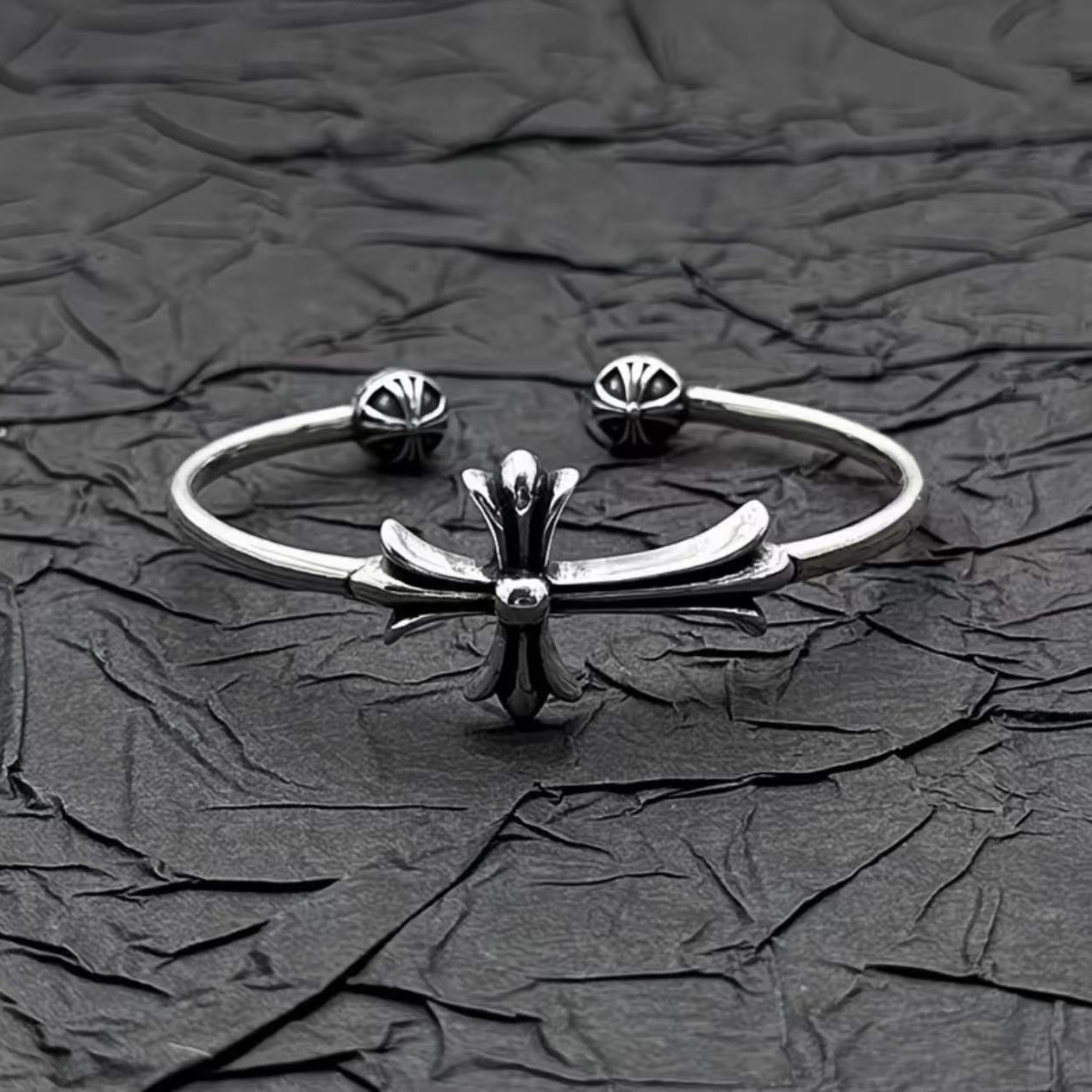Trend retro elegant classic bracelet for men and women