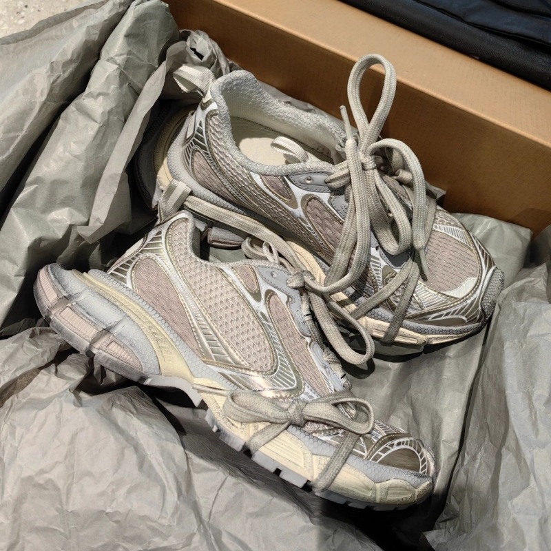 2026 Spring/Summer New Style Women's Dad Sneakers Breathable Versatile Vintage Thick-Soled Height-Increasing Casual Couple Sports Shoes