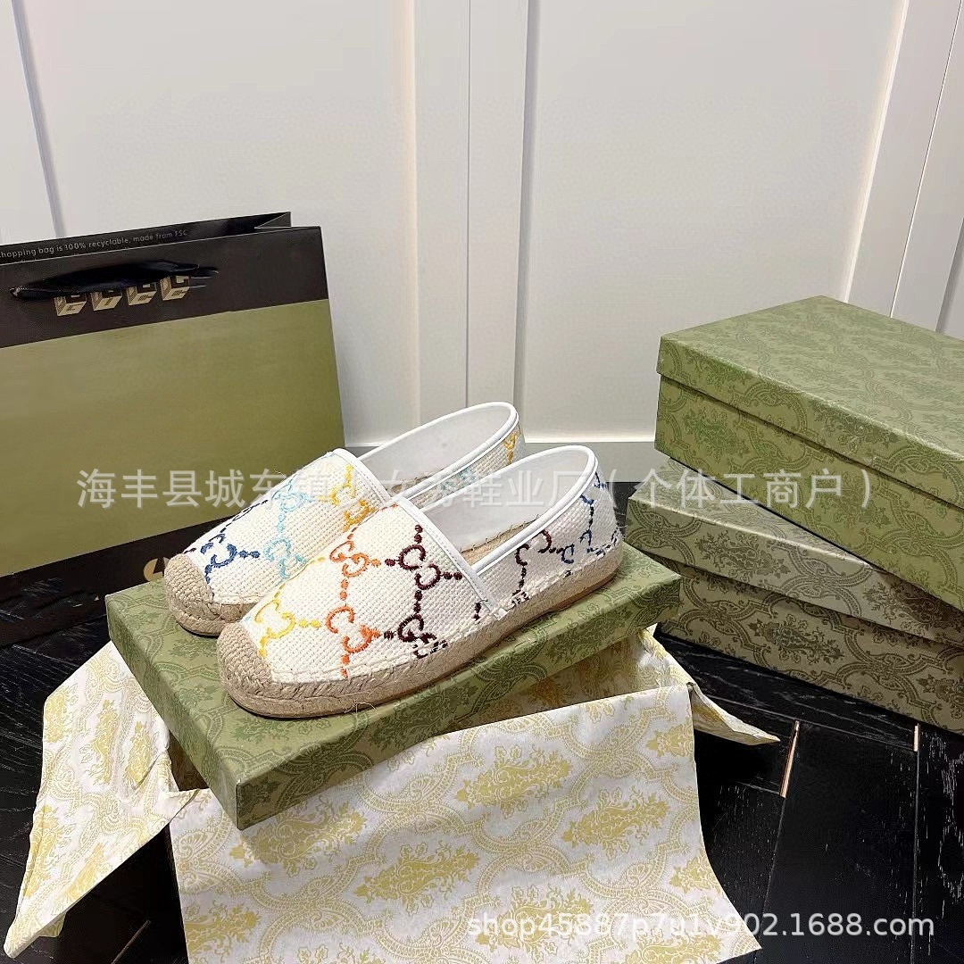 Comercio exterior transfronterizo G bordado estándar estampado zapatos de pescador 2025 suela de goma tejida boca poco profunda zapatos casuales de un solo pedal