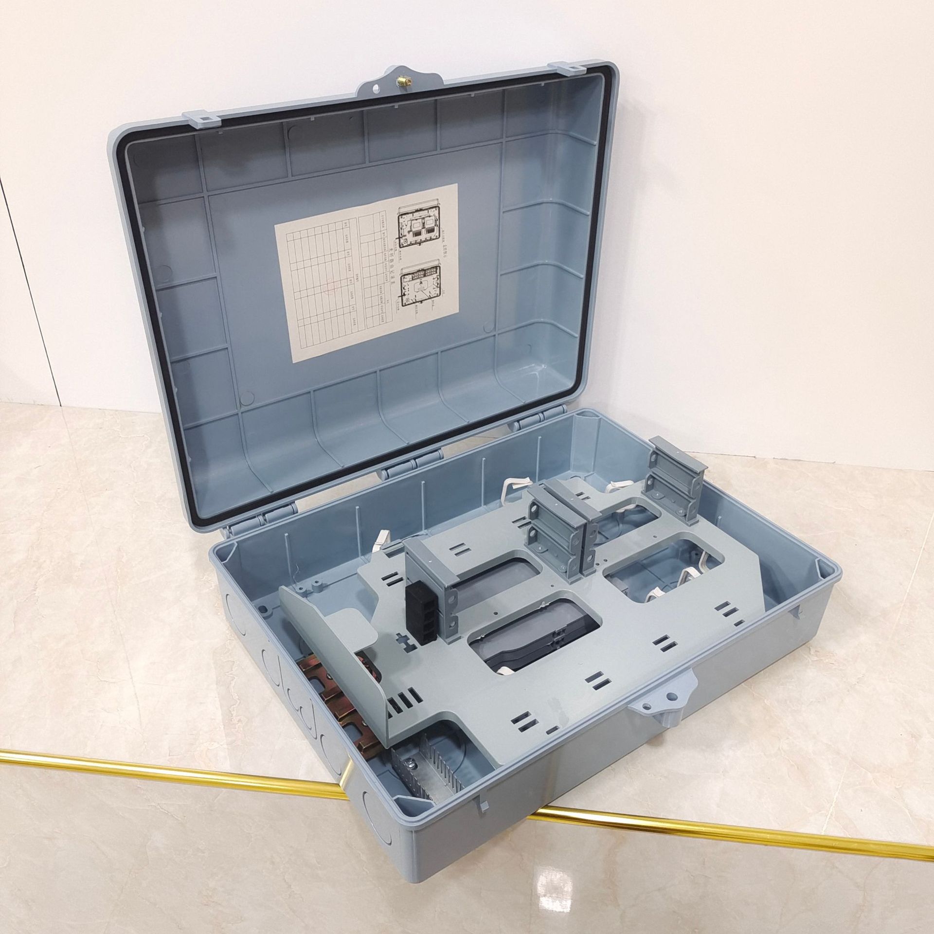 FDB48芯分纤箱1分32插片式光缆分线盒FTTH楼道光缆配线箱ABS材质