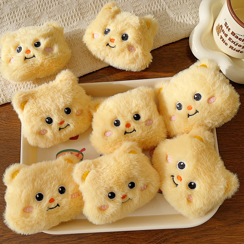 Cartoon plush oil with accessories
