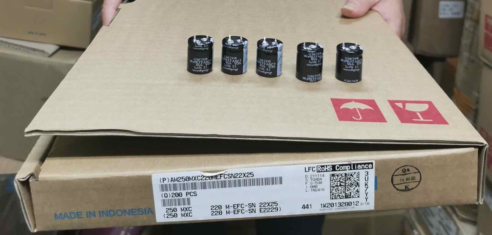 牛角型电解电容  LGX2W331MELC35 价格以咨询为准 BOM表格配单