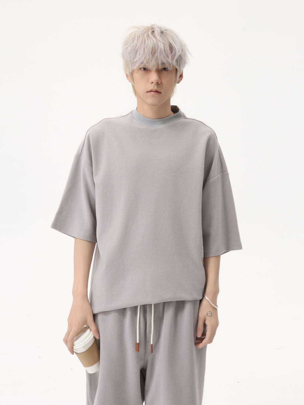 MTLCLOTHES Ropa de hombre | Estilo coreano Color sólido Sencillo Sensación relajada Cómodo y versátil Traje de manga corta de ocio deportivo de moda