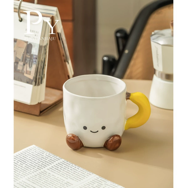 Cute doll banana cup