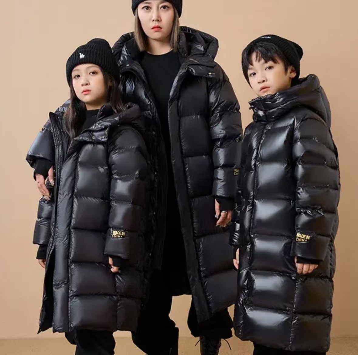 中长款防寒服黑金自发热绒丝服保暖时尚亲子外套过膝加长加厚修身