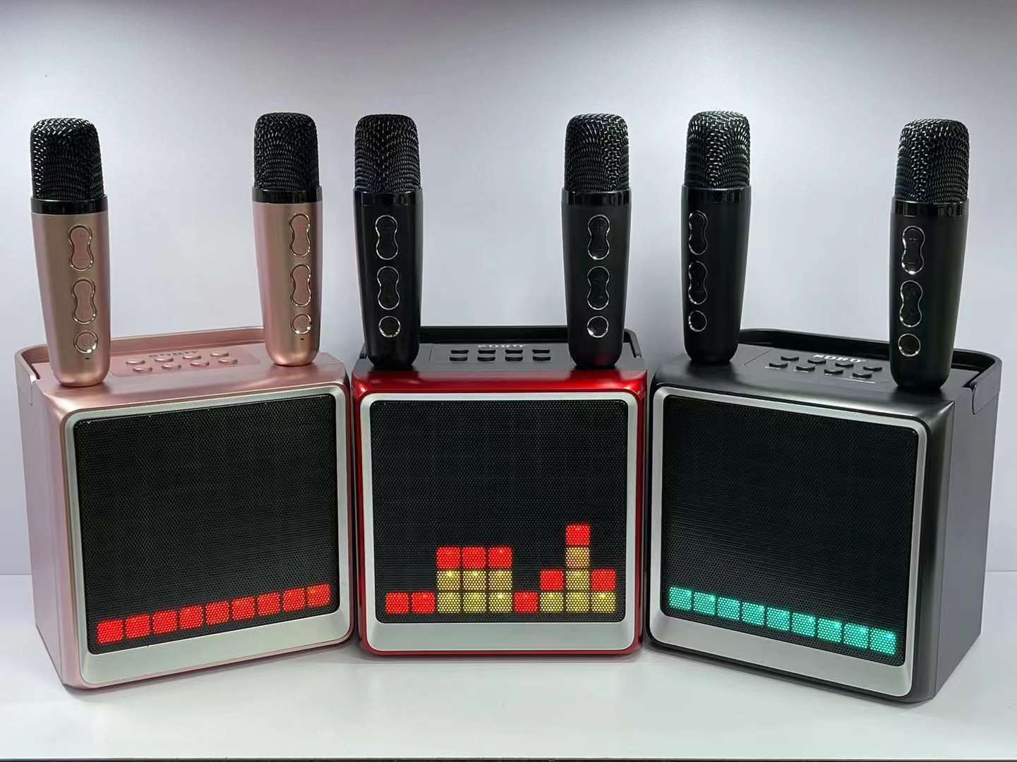 Bluetooth Karaoke Microphone Portable Wireless Outdoor Speaker_voghion.com