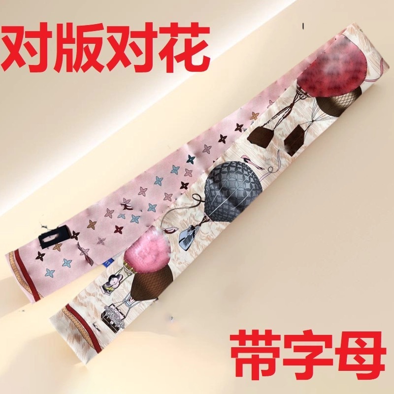 古典的なロバの家の古い花のリボン|undefined