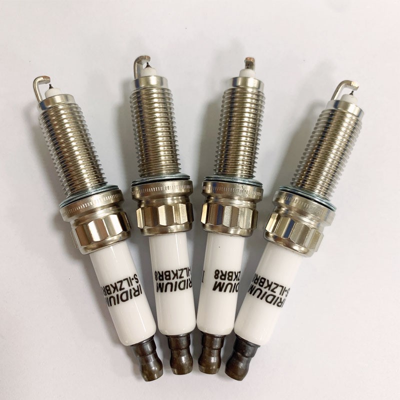 Double Iridium Gold Spark Plug Parts for Cars and Motorcycles, Engine Parts for Great Wall, Changan, Tiida, Jinbei, Dongfeng, Haval, Trumpchi