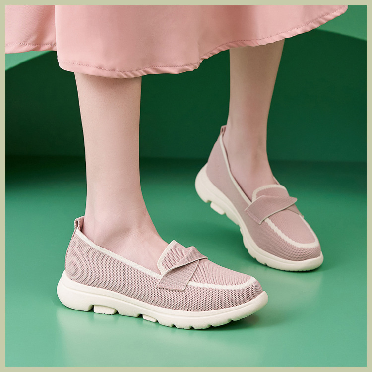 B888-2 Otoño Invierno 2025 Nuevos Zapatos de Mamá Antideslizantes Transpirables de Suela Suave con Bloques de Color para Mujer_voghion.com