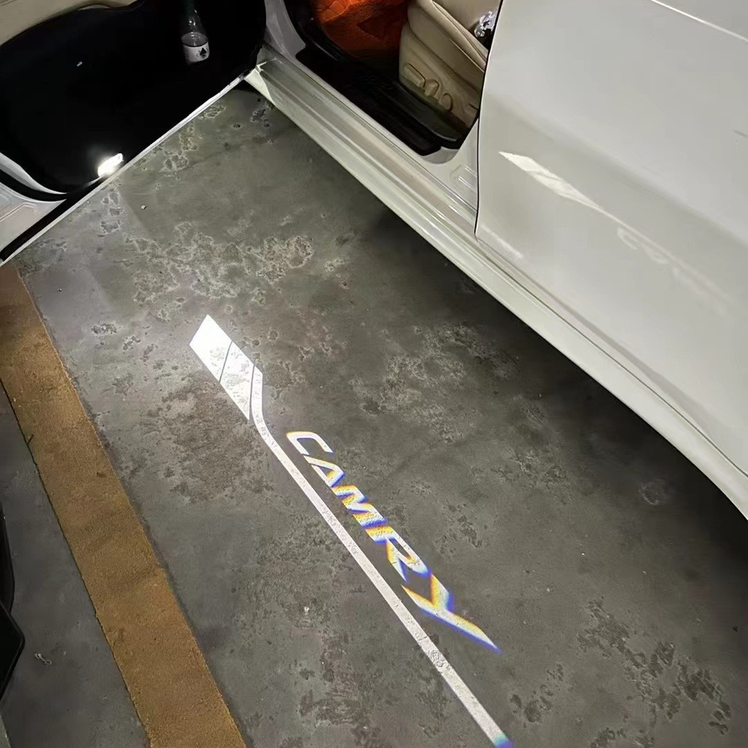 Aplicable a la luz de bienvenida especial de Toyota Camry, lámpara de puerta, lámpara de proyección, lámpara de tierra láser, lámpara de atmósfera
