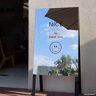 �n�����b������ins�����R �R�������ʽ�V�����R�ӾW�t����չʾ��