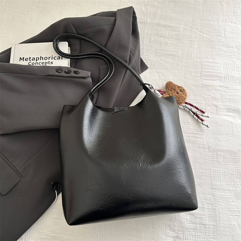 Otoño e invierno viaje bolsa de hombro para mujeres 2024 nueva moda retro de alta capacidad bolsa de tote bolsas de brazo de alta sensación