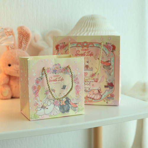 Bunny Lulu gift bag cartoon handbag gift birthday gift packaging bag creative full moon return gift bag