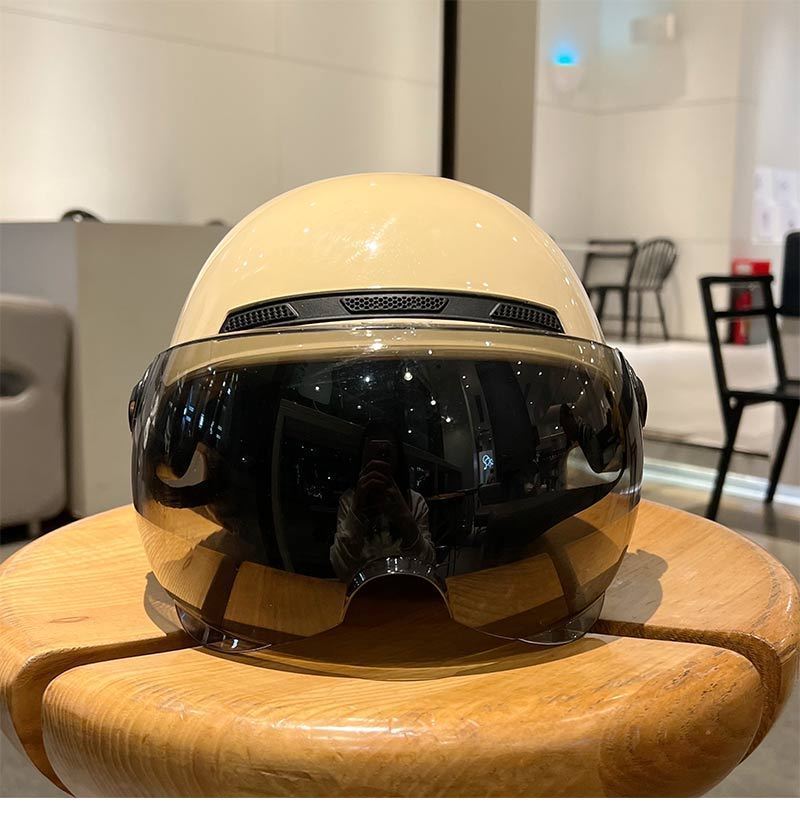 Cute Bear Electric Motorcycle Helmet 3C Certified