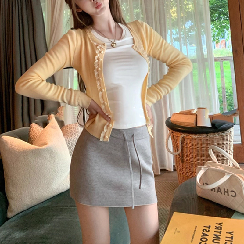 MENGXIANG比弗利 多色针织开衫女设计感秋冬修身拼接花边长袖上衣|undefined