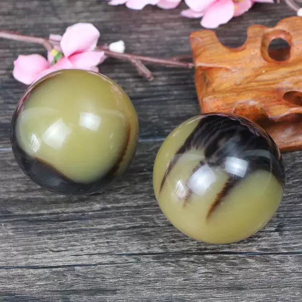 Black yak horn fitness ball (1 opponent ball) [about 5CM]