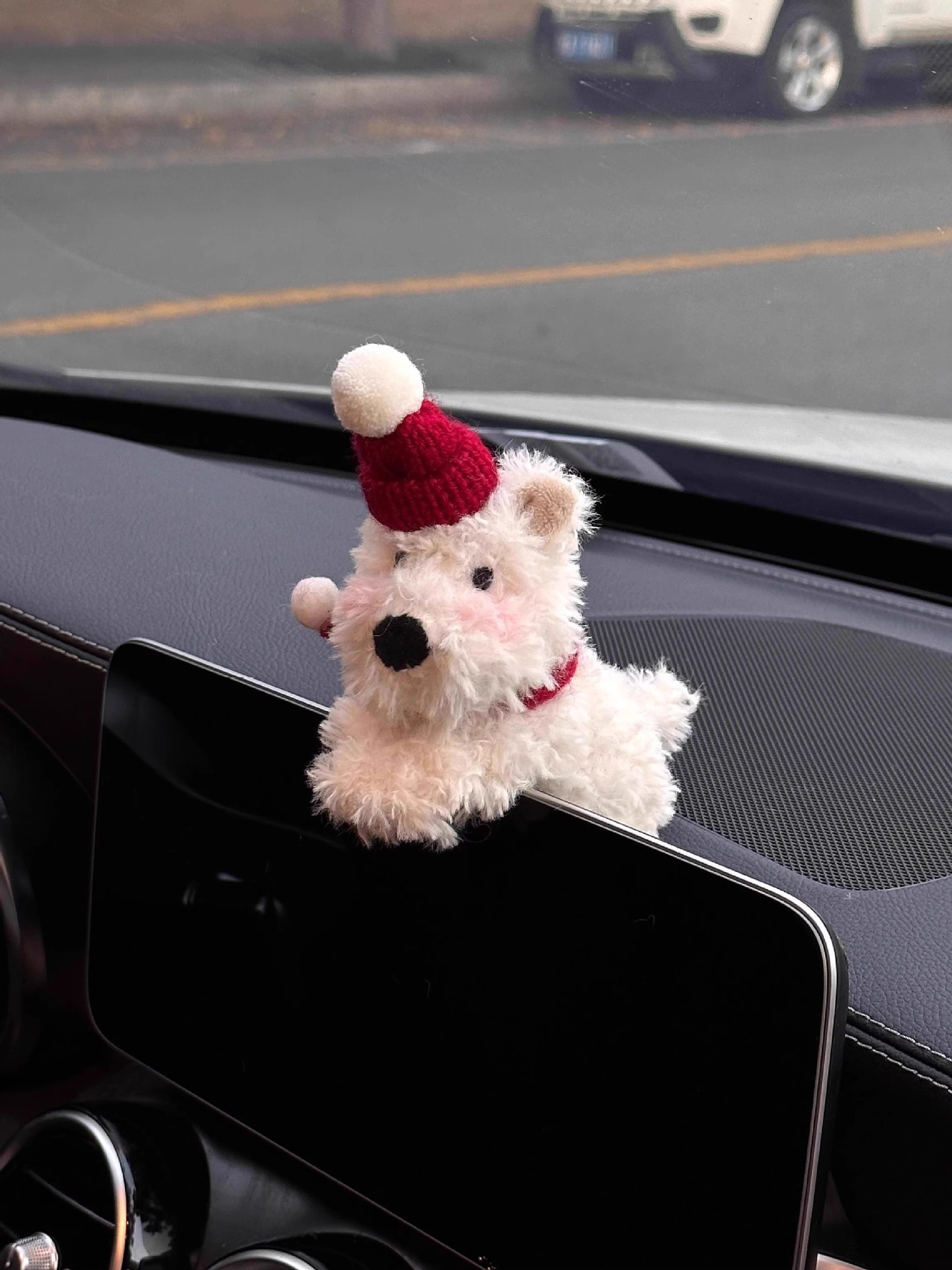 West Highland Car Screen Ornament, Doodle-Style Puppy Car Dashboard Screen Decoration, Car Interior Accessory, Christmas Gift