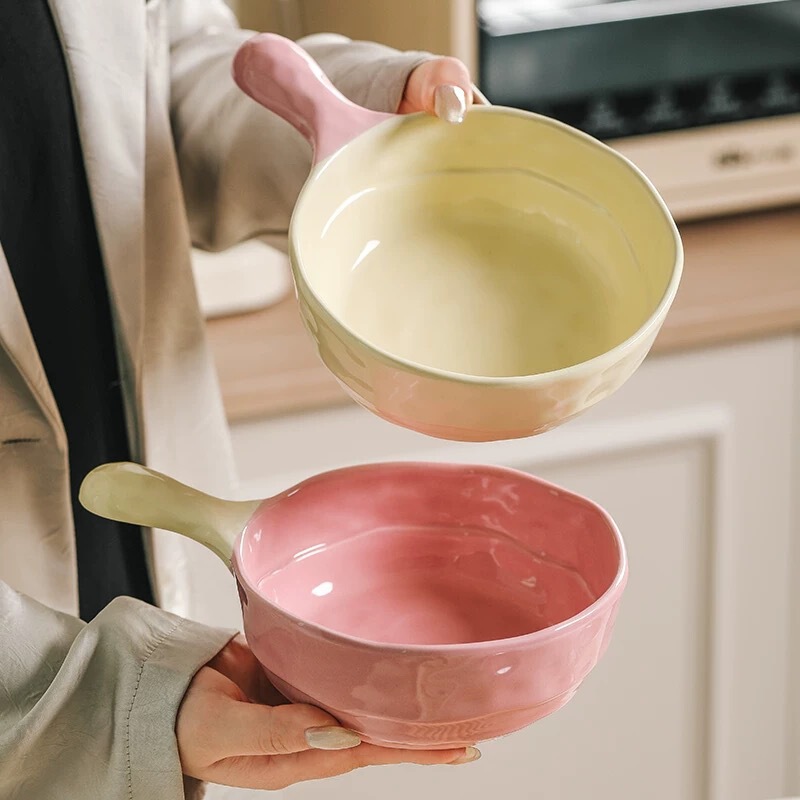 South Korea ins handle bowl ceramic baking bowl high color value ceramic tableware dormitory student fruit salad bowl instant noodle bowl South Korea ins handle bowl ceramic baking bowl high color value ceramic tableware dormitory student fruit salad bowl instant noodle bowl