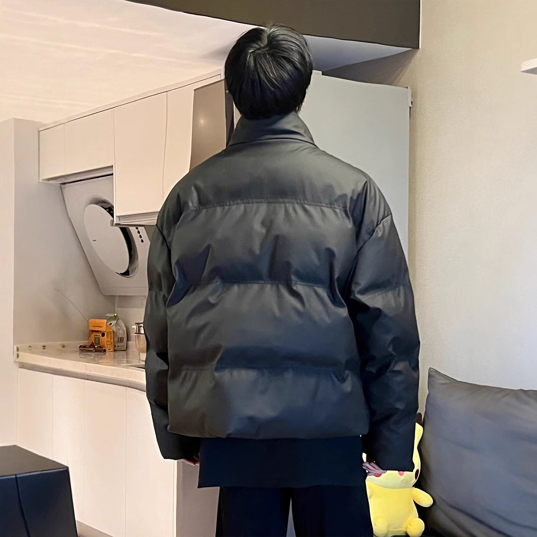 Cuero DE LA PU de algodón acolchado abrigo hombres American High Street marca de moda suelta gruesa chaqueta caliente corto a prueba de viento de cuello alto abrigo de pan casual